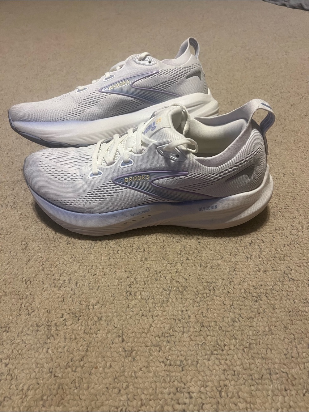 Brooks Women's Glycerin 22 Running Shoes - Picture 2 of 5